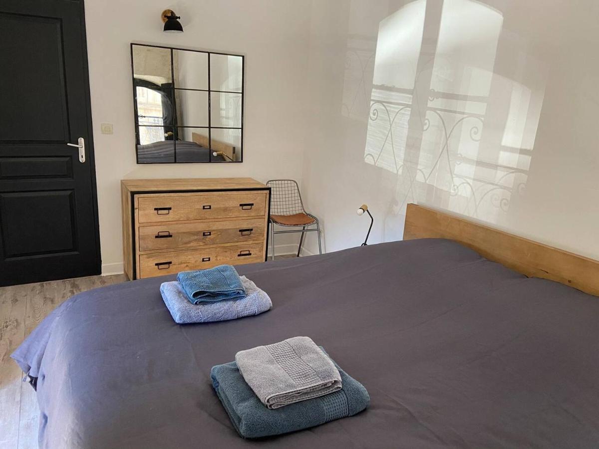 Appartement De Standing Au Coeur D'アヴィニョン エクステリア 写真